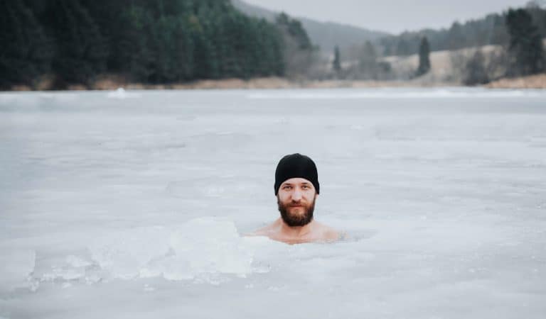 Best Cold Plunge Tubs: Ranked and Reviewed (2022)