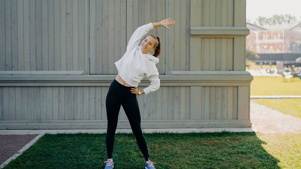 stretching for pickleball