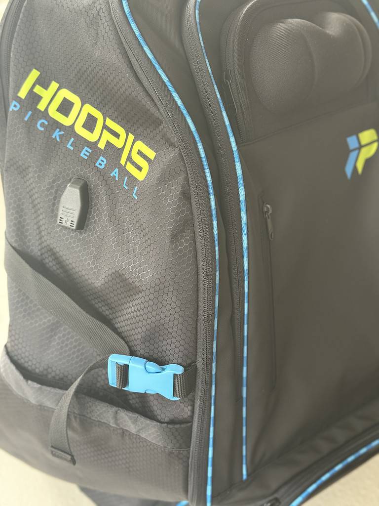 hoopis pickleball backpack with charging port